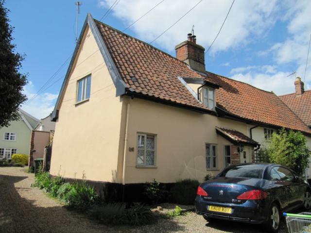 Trowel & Hammer, Halesworth