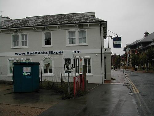 The Station Hotel, Chertsey