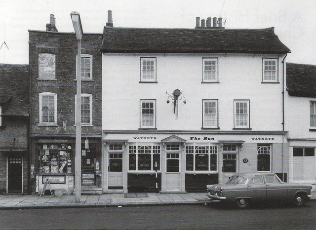 The Sun, Chertsey