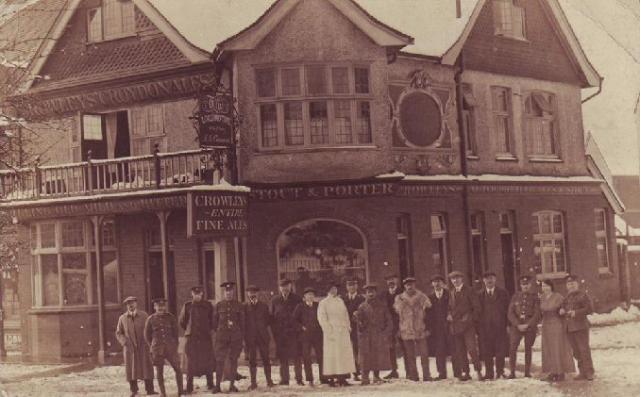 The Locomotive, Redhill