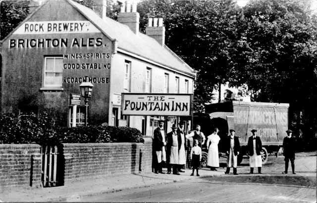 Fountain Inn, Handcross Fountain Inn, Handcross