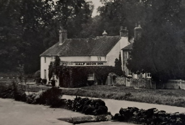 Half Moon, Midhurst Half Moon, Midhurst