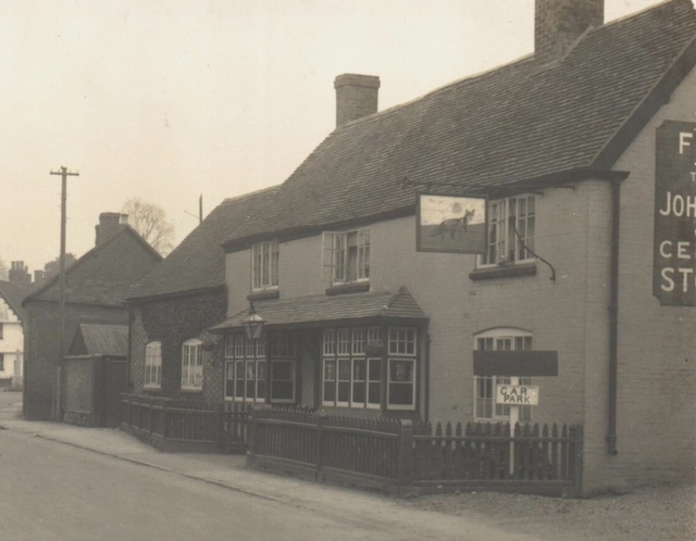 The Fox, Pailton