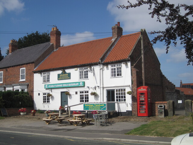 White Dog, Stillington White Dog, Stillington
